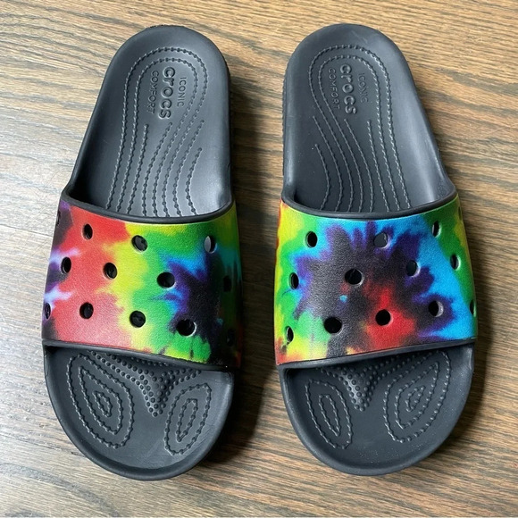 Classic Crocs Tie-Dye Graphic Slides Unisex M6 W8